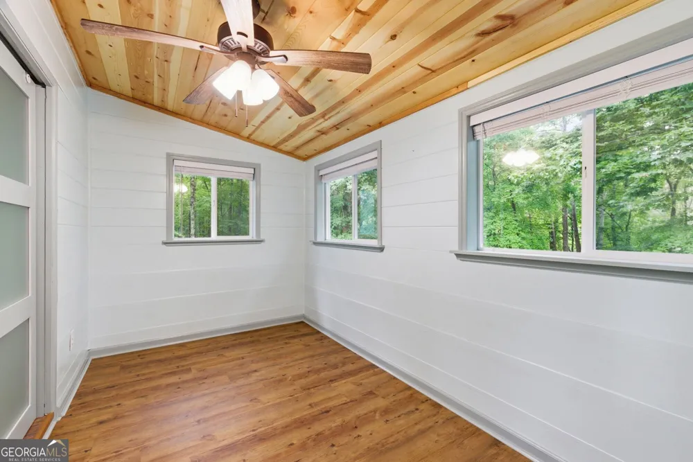 680 Hawthorne Ln Murphy, NC 28906