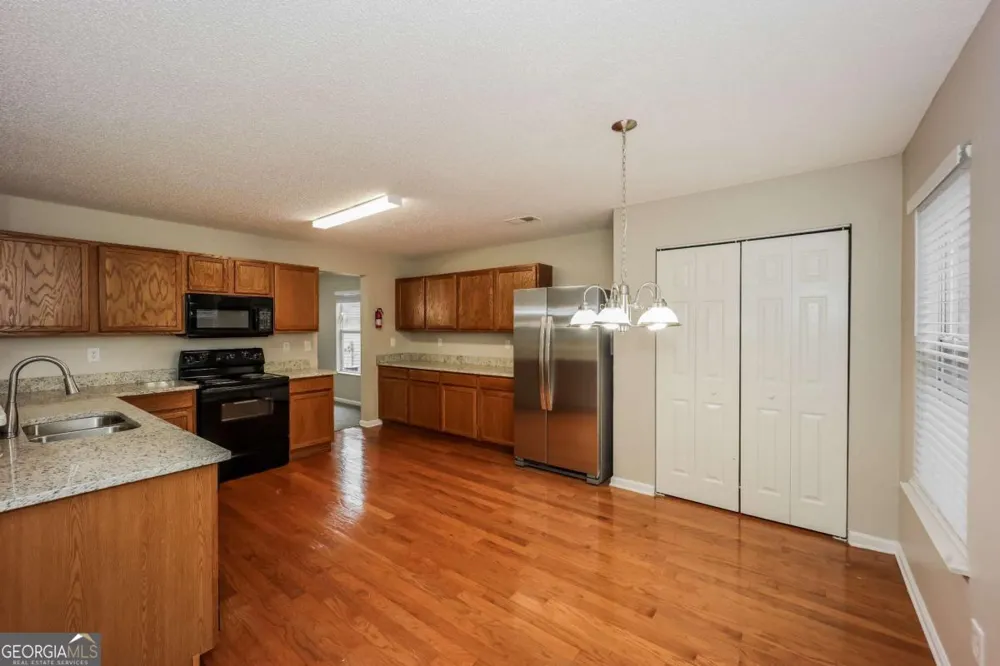 2021 Sweet Bay DR Villa Rica, GA 30180