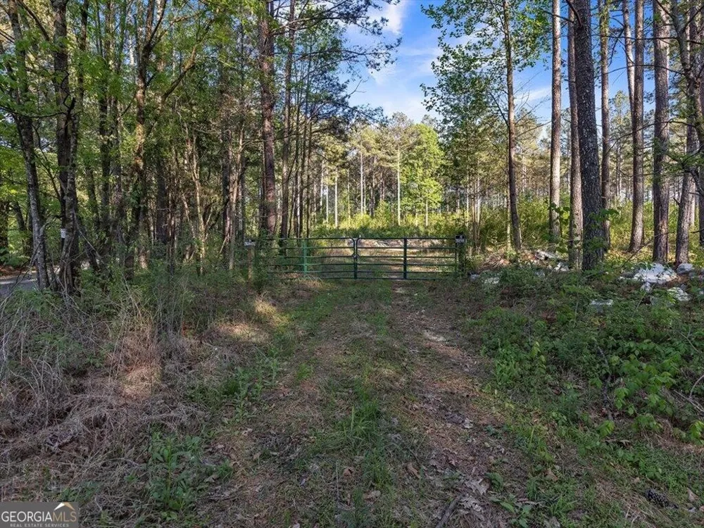 205+ AC Maddron RD Crandall, GA 30711