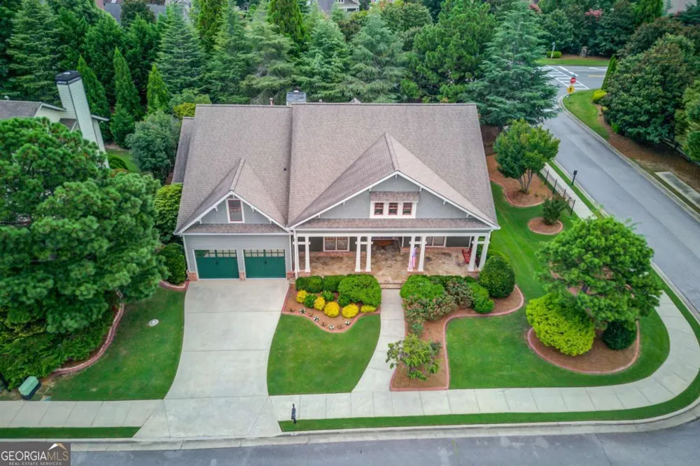 2843 White Azalea ST Buford, GA 30519