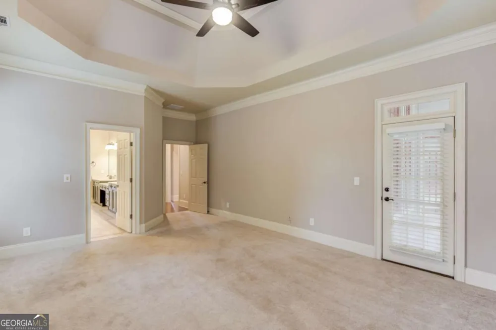 2843 White Azalea ST Buford, GA 30519