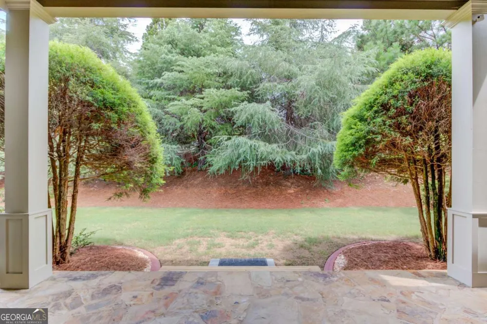 2843 White Azalea ST Buford, GA 30519