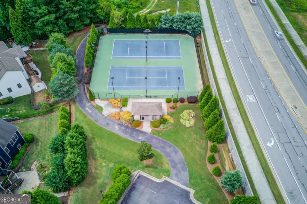2843 White Azalea ST Buford, GA 30519