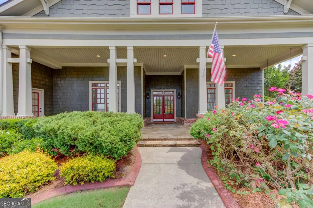 2843 White Azalea ST Buford, GA 30519