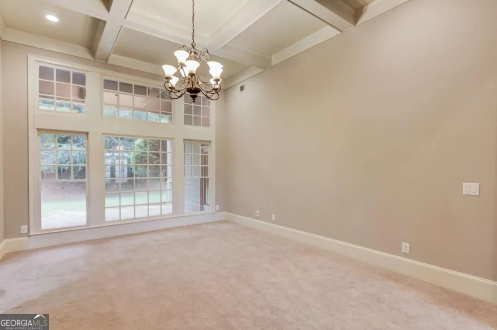 2843 White Azalea ST Buford, GA 30519