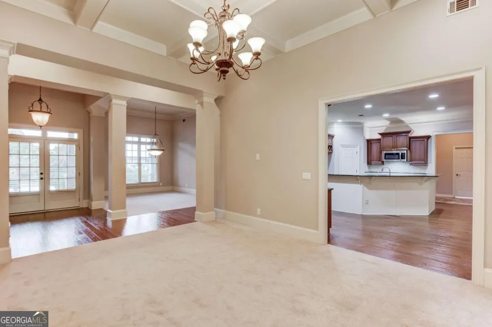 2843 White Azalea ST Buford, GA 30519