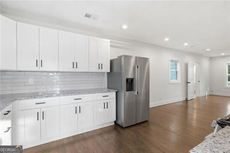 303 Glen Iris DR Monroe, GA 30655