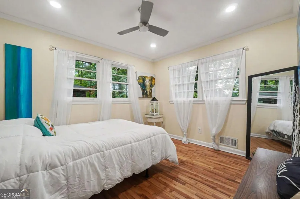 1657 Mcclelland AVE East Point, GA 30344