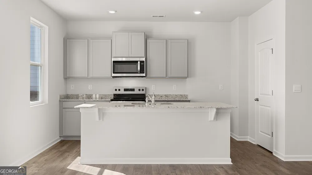 8169 Coldstream DR Fairburn, GA 30213