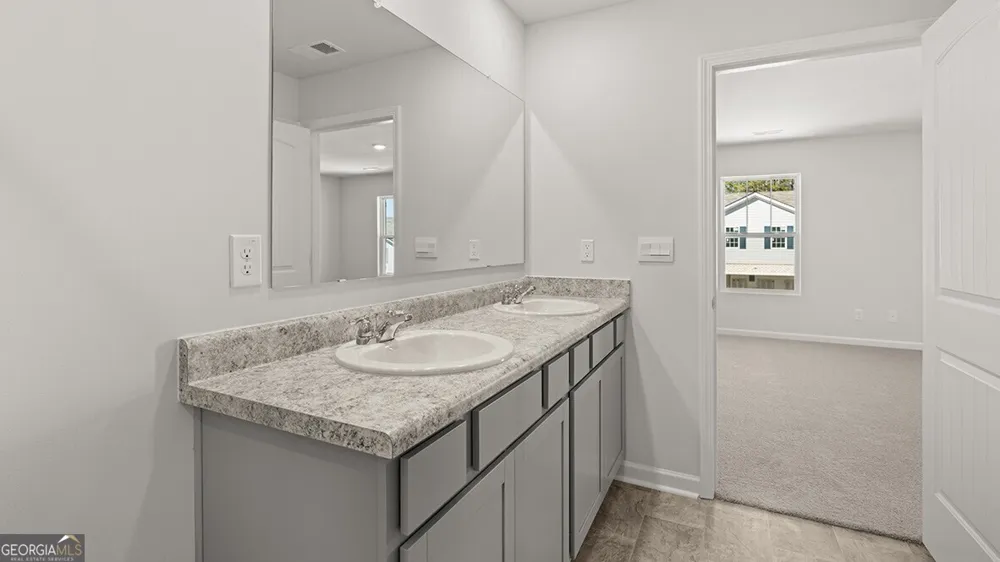 8169 Coldstream DR Fairburn, GA 30213