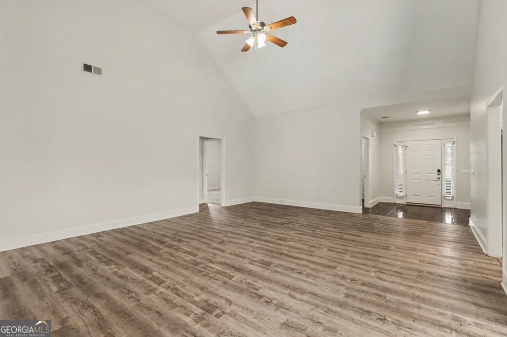 17 Windermere BND NW Cartersville, GA 30120