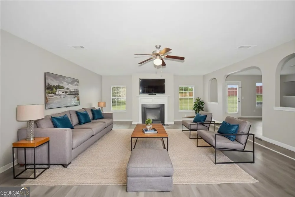 185 Arbor Lake DR Covington, GA 30016