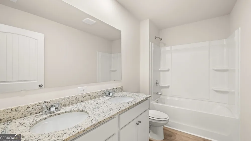8172 Coldstream DR Fairburn, GA 30213