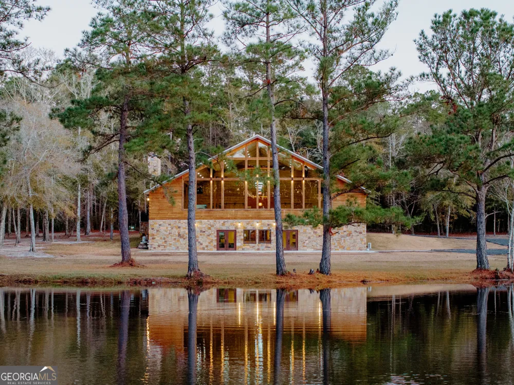 3817 Central AVE Waycross, GA 31503