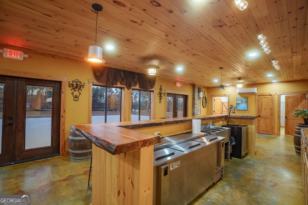 3817 Central AVE Waycross, GA 31503