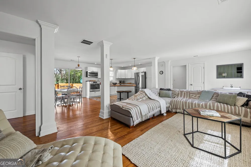 414 Charles PL Roswell, GA 30075