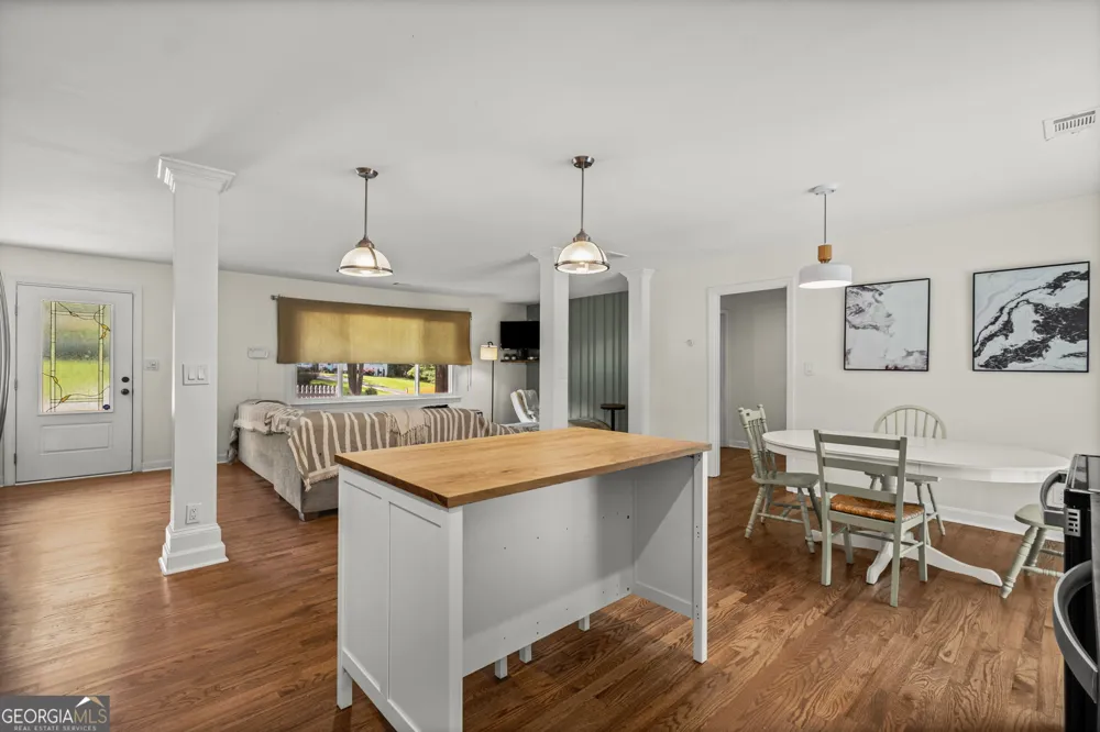 414 Charles PL Roswell, GA 30075