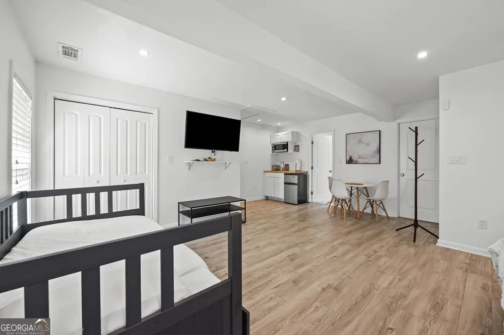 414 Charles PL Roswell, GA 30075