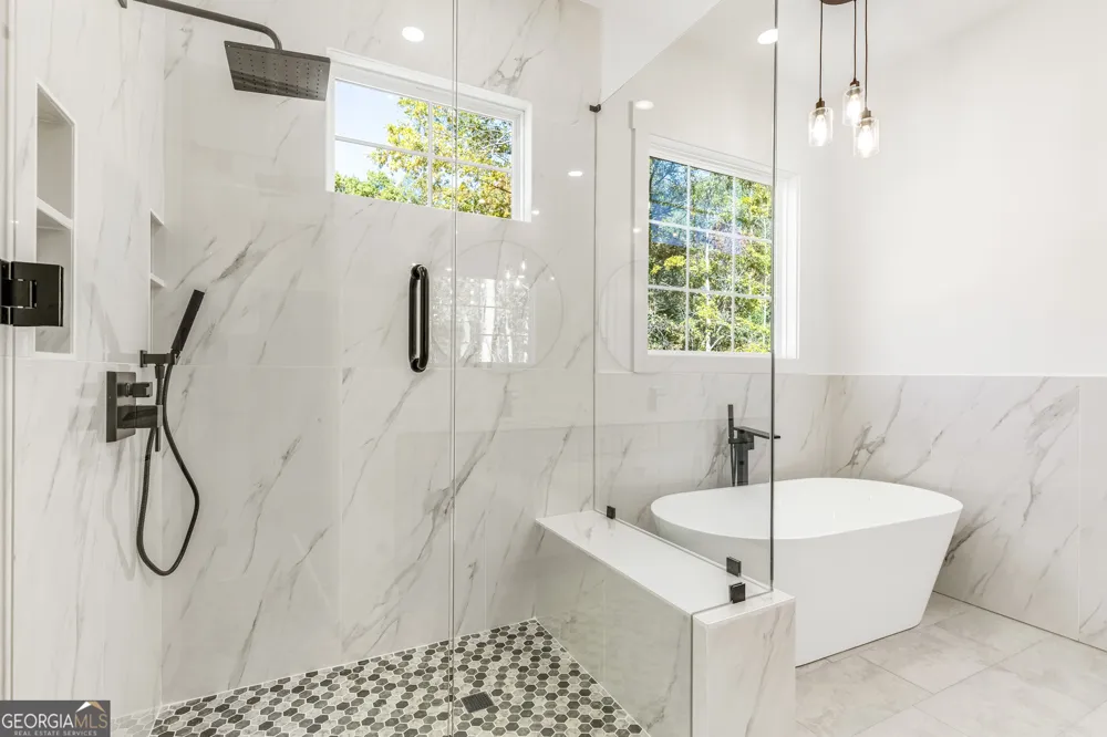121 Forest Berry CT Newnan, GA 30265