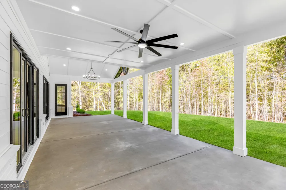 121 Forest Berry CT Newnan, GA 30265