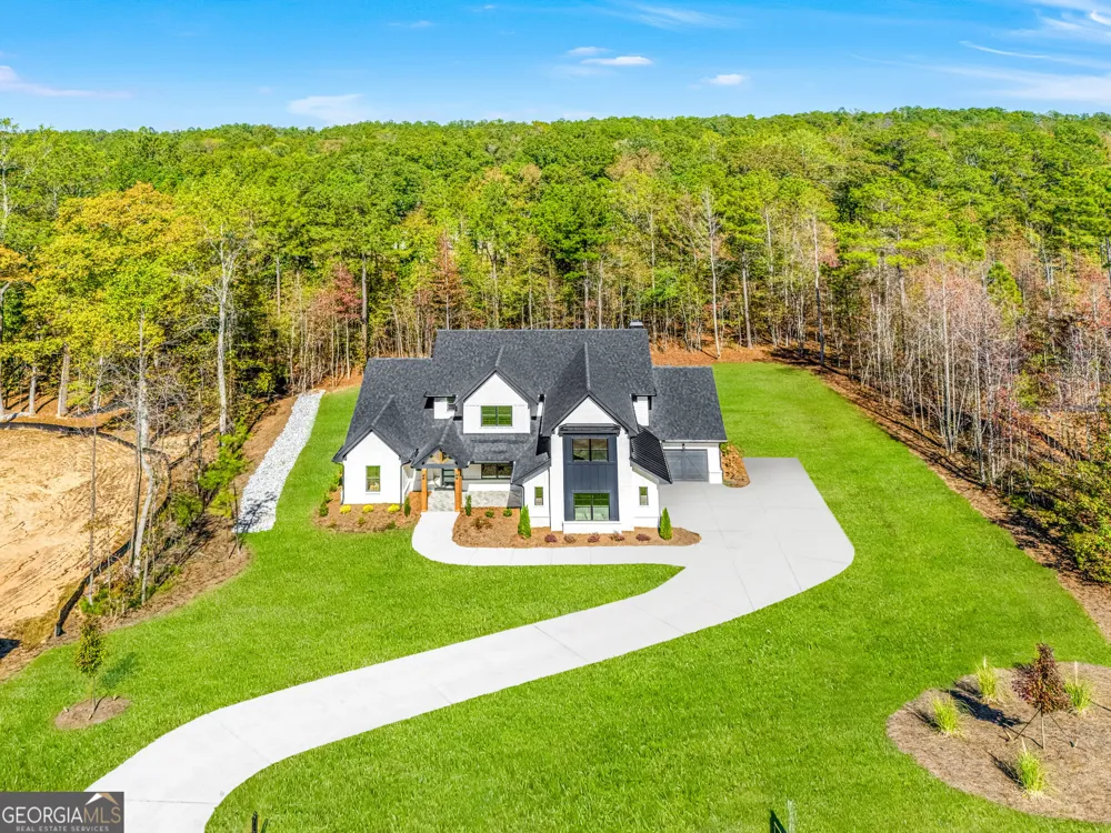 121 Forest Berry CT Newnan, GA 30265