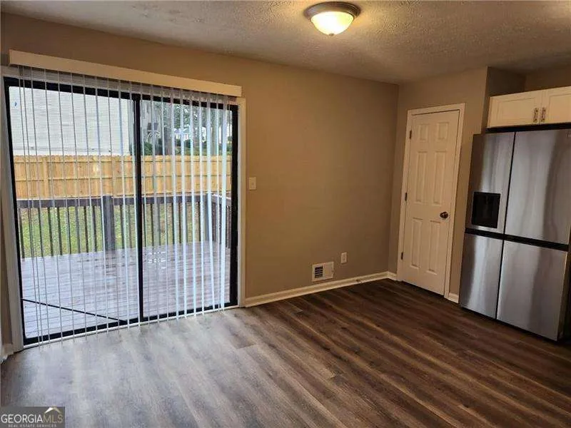 1285 S Lea CT SE Smyrna, GA 30080