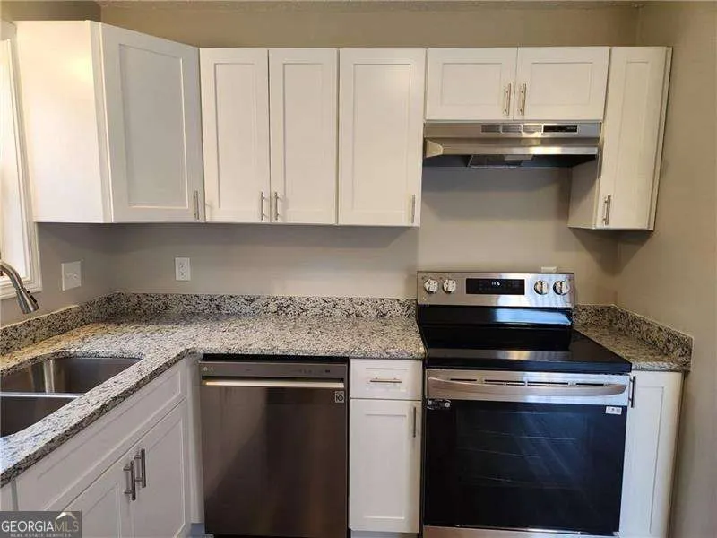 1285 S Lea CT SE Smyrna, GA 30080