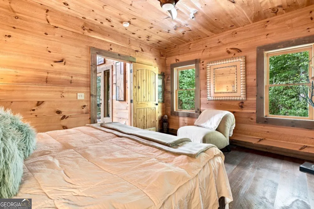 476 Deer Crest RD Blue Ridge, GA 30513