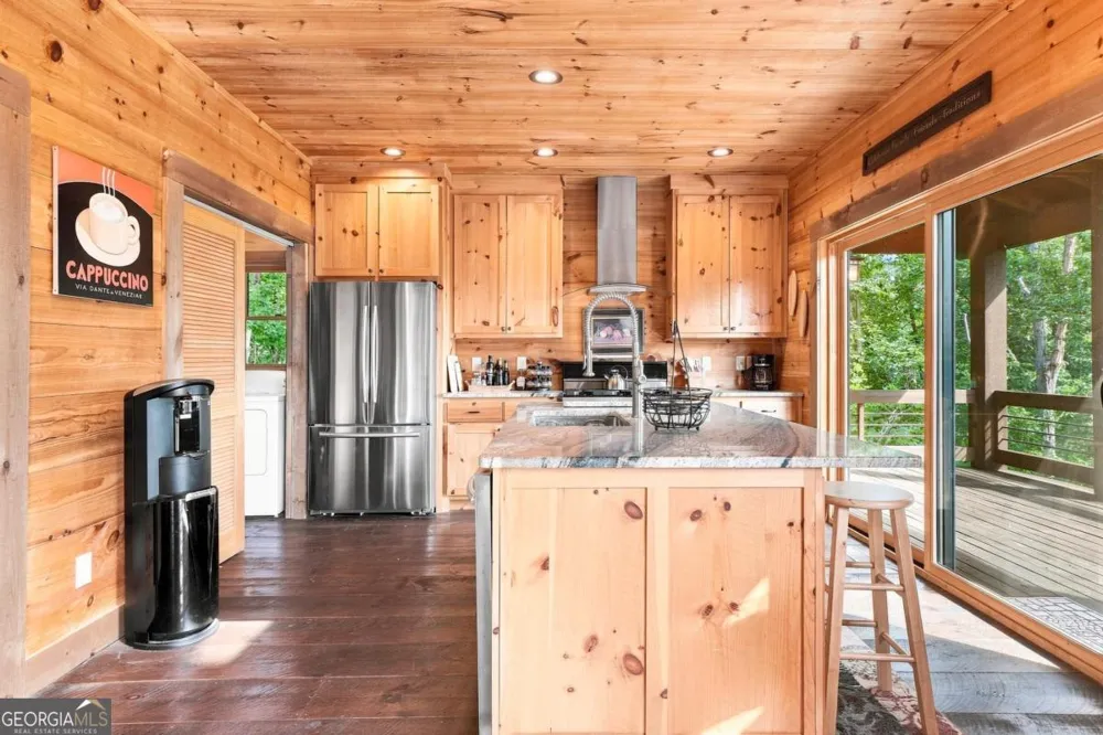 476 Deer Crest RD Blue Ridge, GA 30513