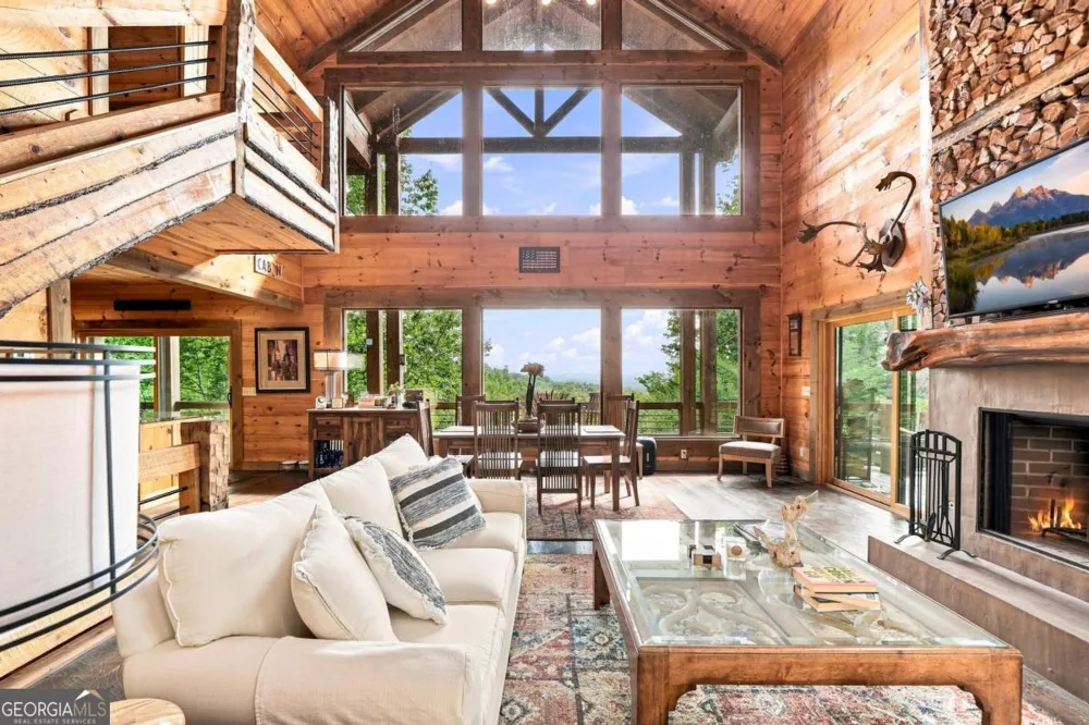 476 Deer Crest RD Blue Ridge, GA 30513