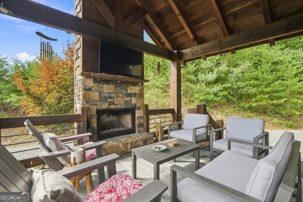 476 Deer Crest RD Blue Ridge, GA 30513