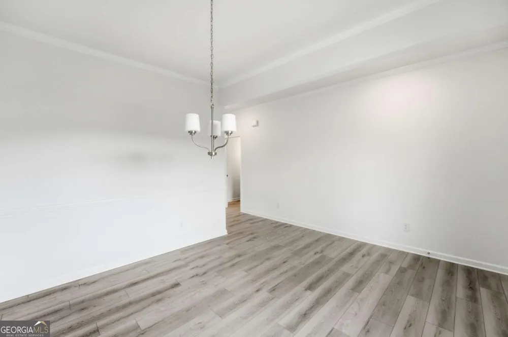 4219 Ravendale ST Flowery Branch, GA 30542
