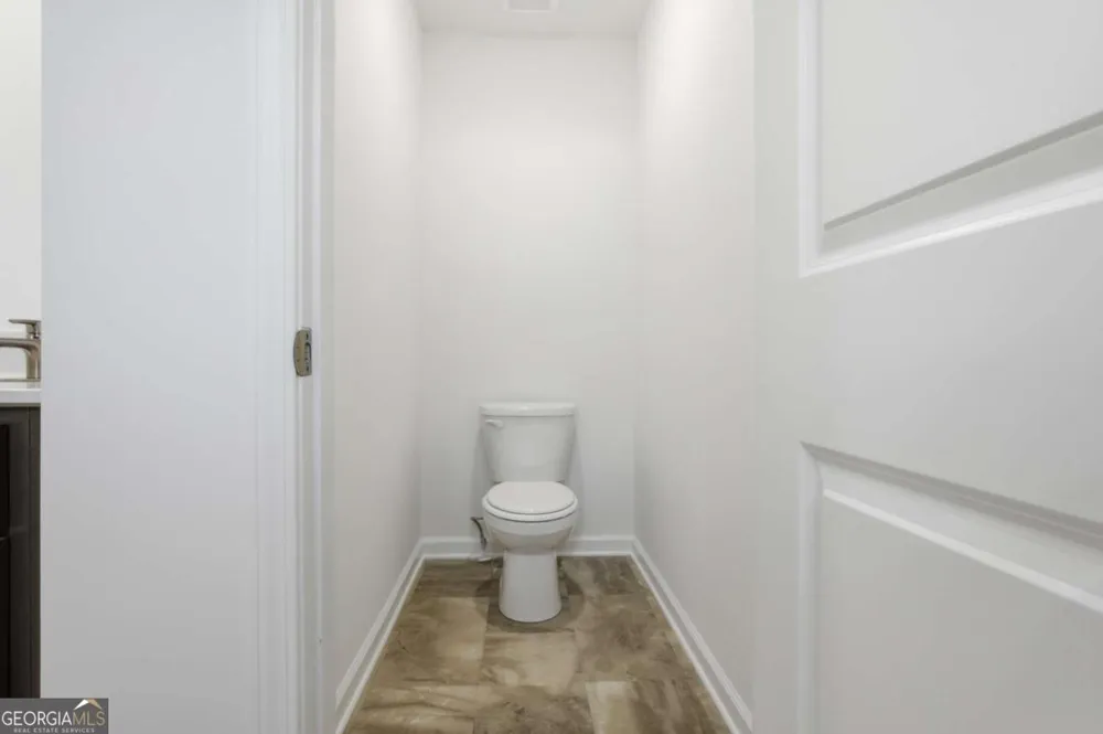 4219 Ravendale ST Flowery Branch, GA 30542