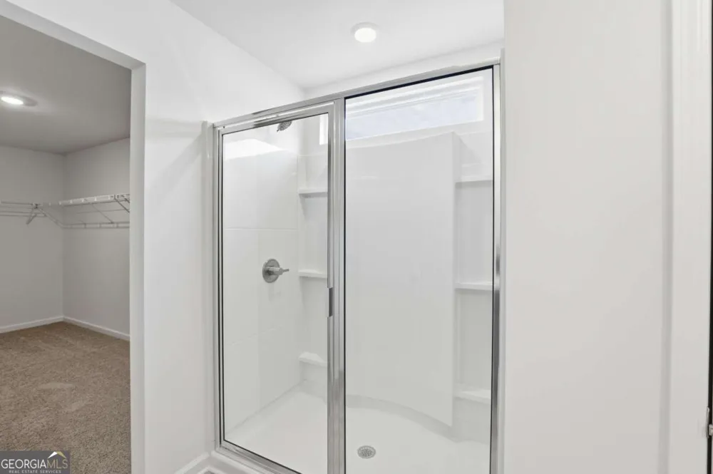 4219 Ravendale ST Flowery Branch, GA 30542