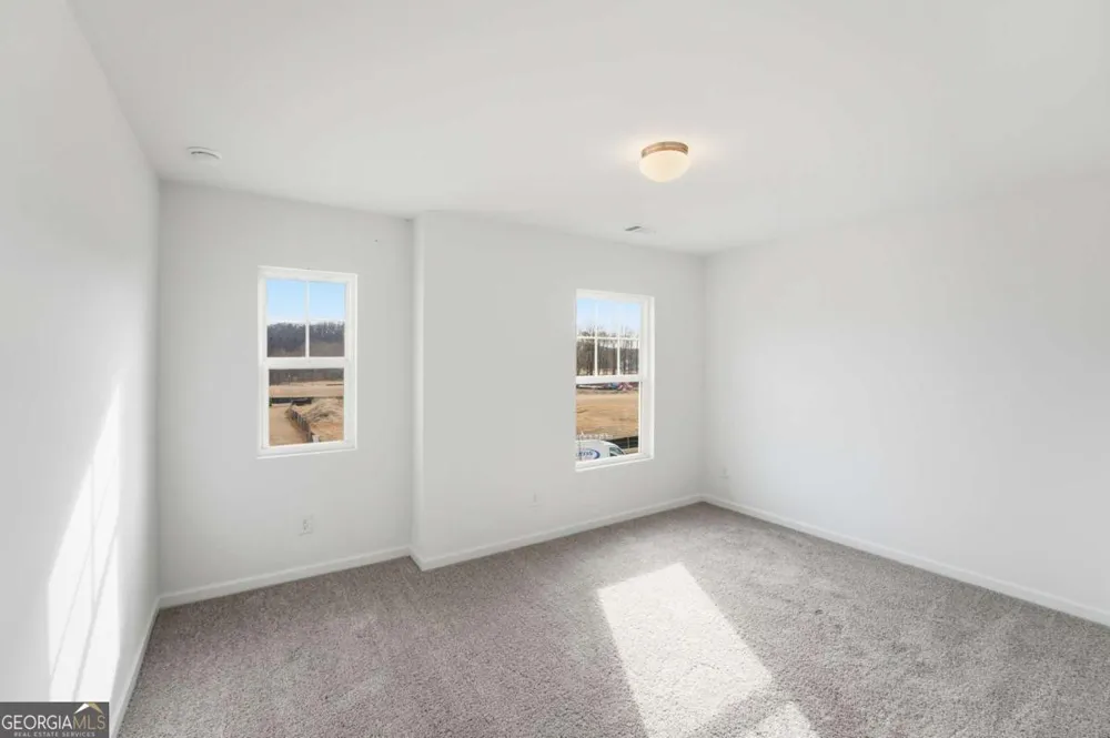 4219 Ravendale ST Flowery Branch, GA 30542