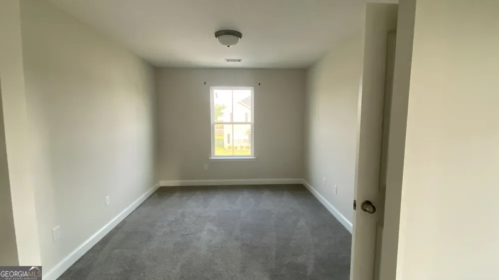 284 Thorp CIR Hinesville, GA 31313