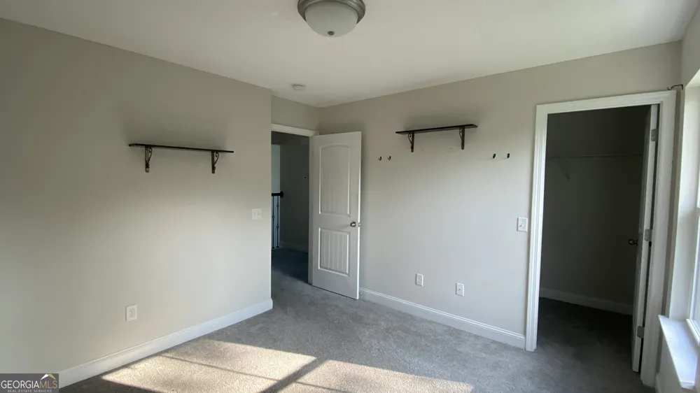 284 Thorp CIR Hinesville, GA 31313