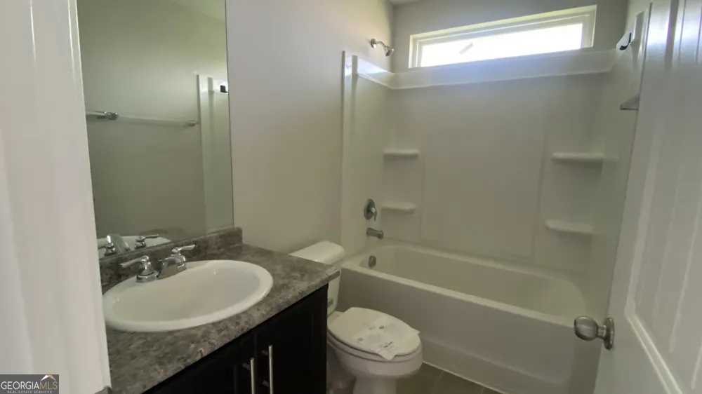284 Thorp CIR Hinesville, GA 31313