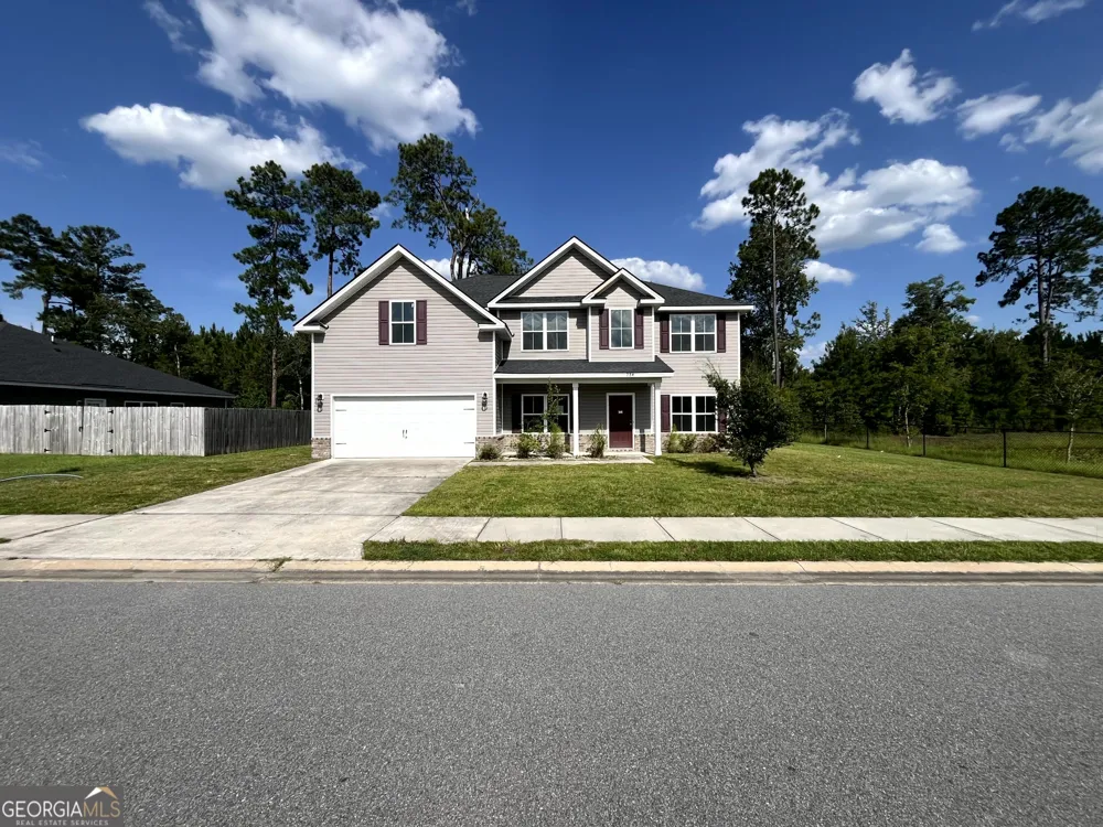 284 Thorp CIR Hinesville, GA 31313