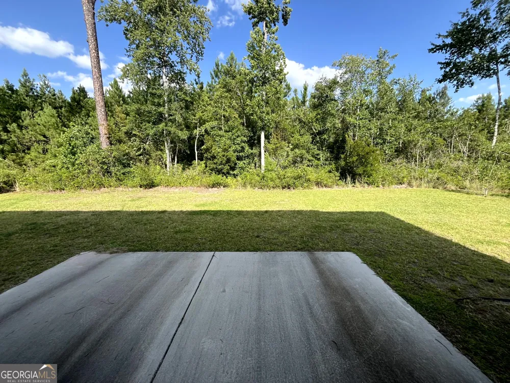 284 Thorp CIR Hinesville, GA 31313