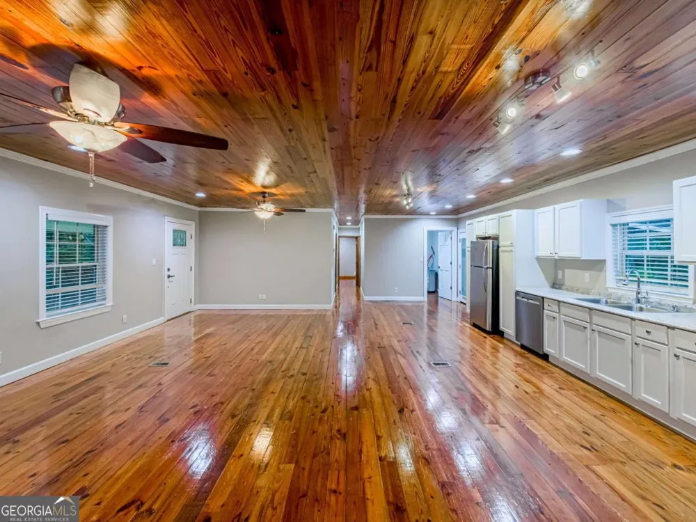164 Meadowood DR Sylvester, GA 31791