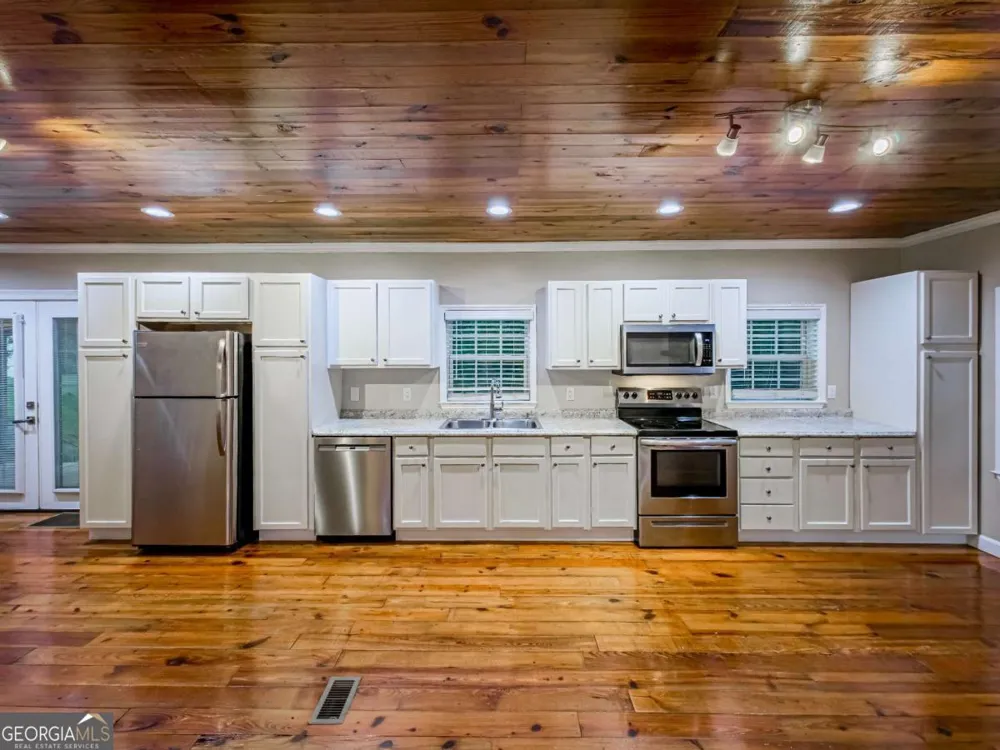 164 Meadowood DR Sylvester, GA 31791