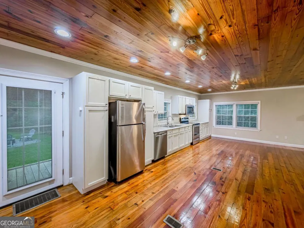 164 Meadowood DR Sylvester, GA 31791