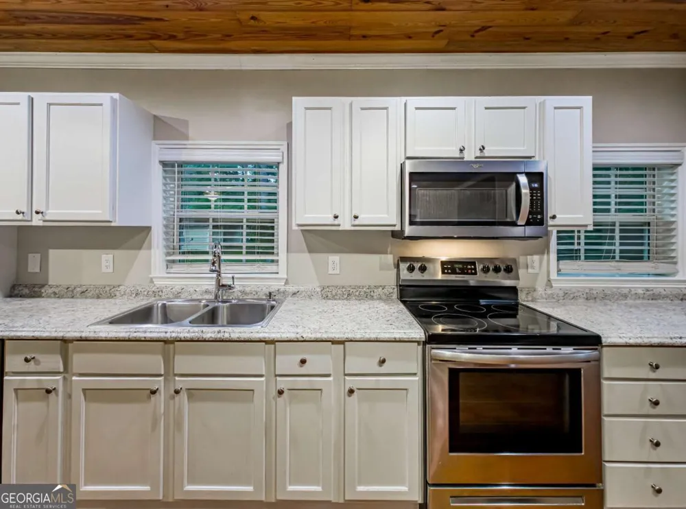 164 Meadowood DR Sylvester, GA 31791