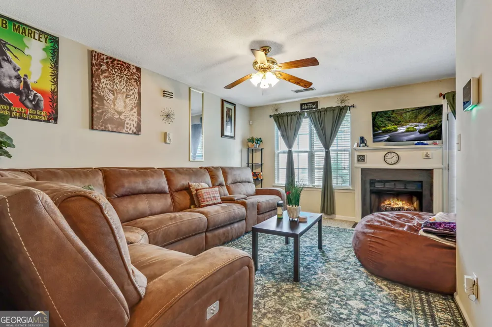 6964 Gallant CIR SE Mableton, GA 30126
