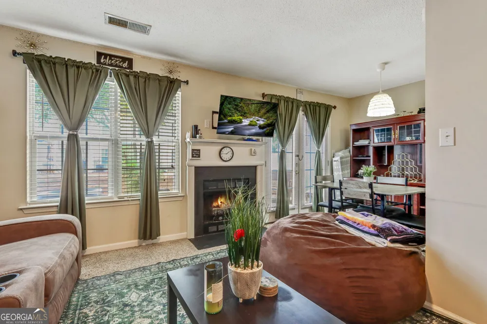 6964 Gallant CIR SE Mableton, GA 30126