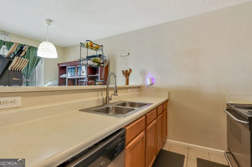 6964 Gallant CIR SE Mableton, GA 30126
