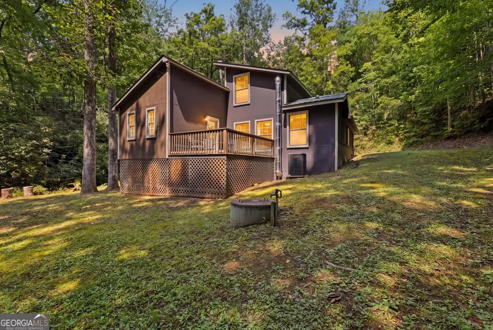 162 Delilah LN Lakemont, GA 30552