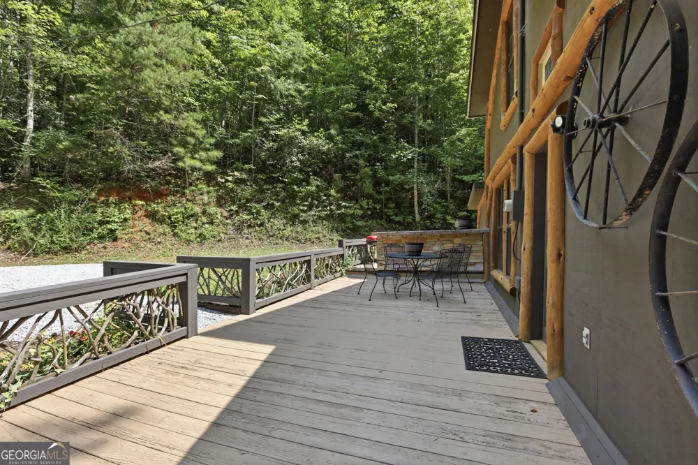 162 Delilah LN Lakemont, GA 30552