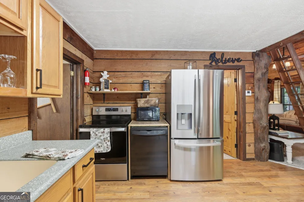 162 Delilah LN Lakemont, GA 30552